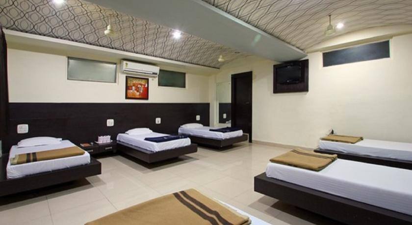 Hotel Ambrosia, Jhansi 3